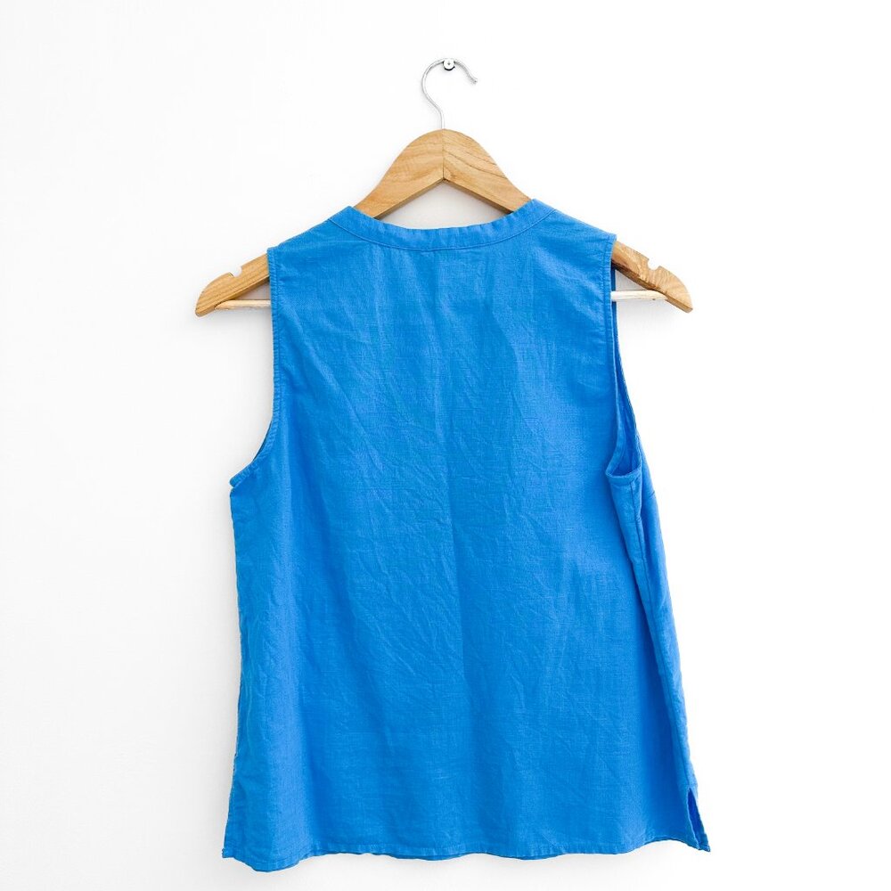 J Crew Linen Cotton Embroidered Tank Top Blue Size 2 Sleeveless Summer Blouse - Picture 2 of 5